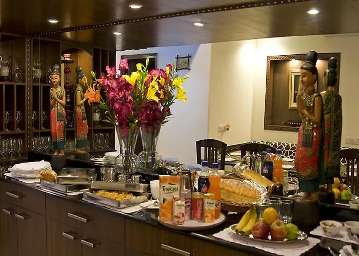 Red Maple Bed & Breakfast